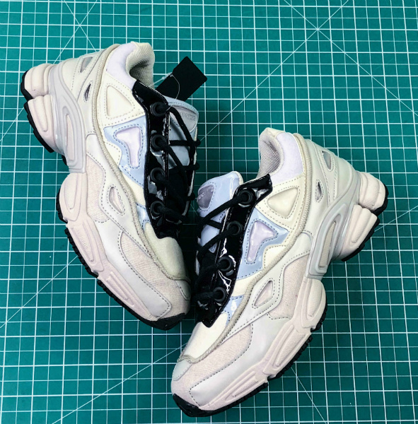 adidas Ozweego Raf Simons [X. 2]