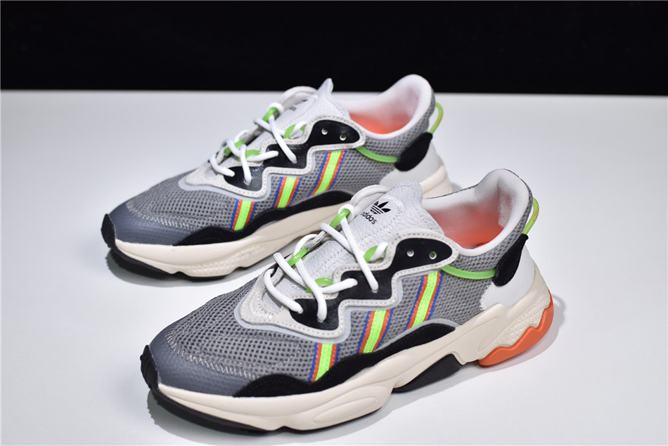 adidas Ozweego [M. 4]