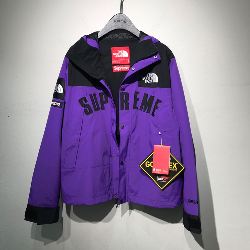 Veste zippé à capuche SUPREME x THE NORTH FACE