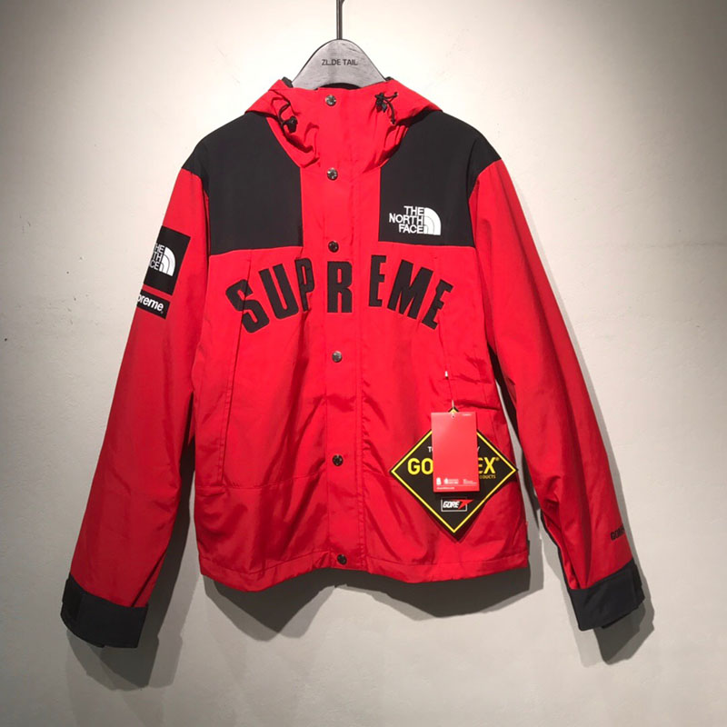 Veste zippé à capuche SUPREME x THE NORTH FACE