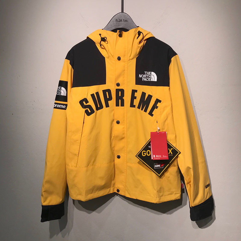 Veste zippé à capuche SUPREME x THE NORTH FACE