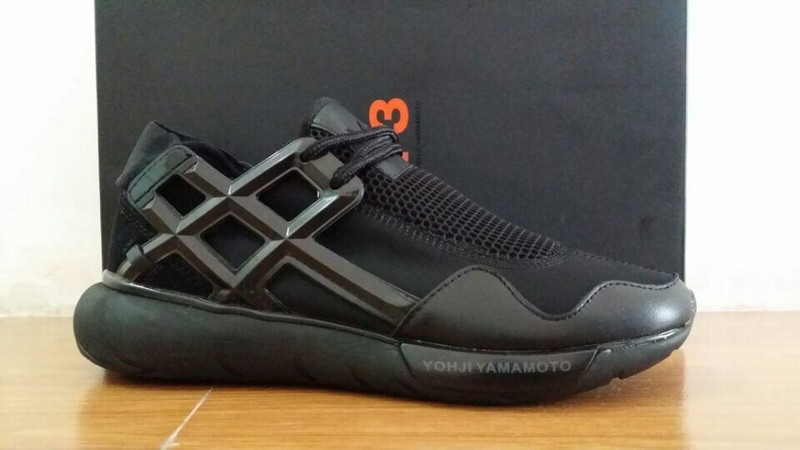 adidas Y-3 [R. 6]