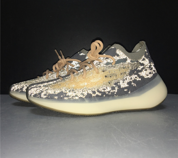 adidas Yeezy Boost 380 [M. 2]