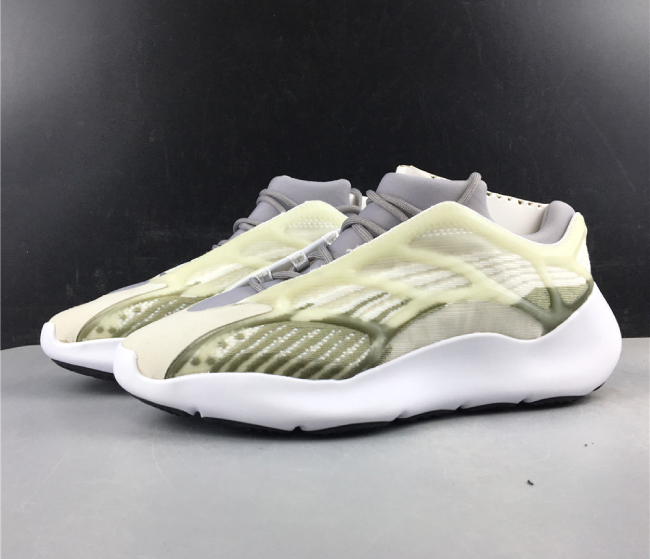 adidas Yeezy 700 v3 [M. 2]