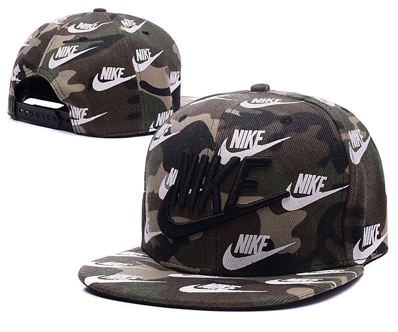 Casquette NIKE [R. 1]