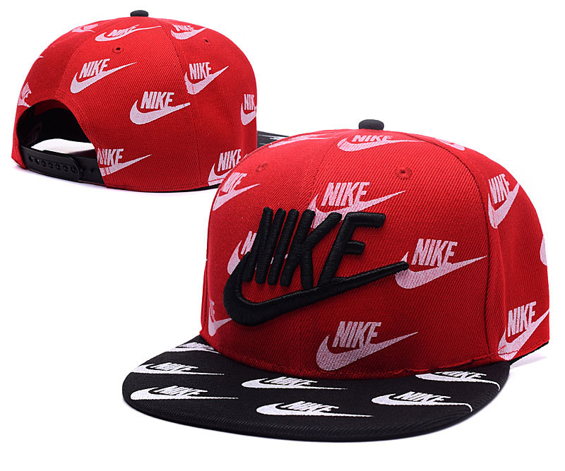 Casquette NIKE [R. 4]