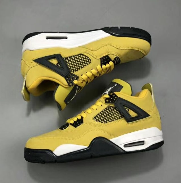 Air Jordan 4 Retro LS 'Lightning'