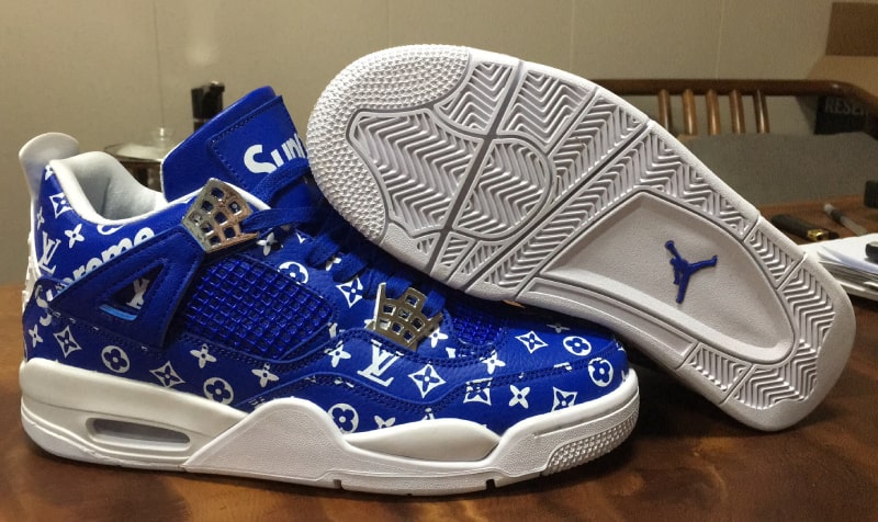 Air Jordan 4 x Supreme 'Royal Blue'