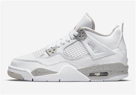 Air Jordan 4 'White Oreo'