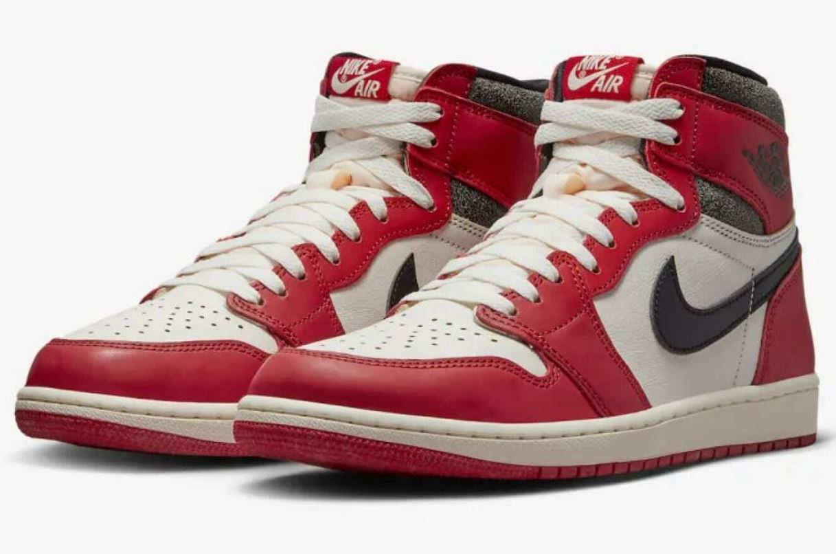 Air Jordan 1 Retro High OG 'Chicago Lost & Found' - €65.95 ...