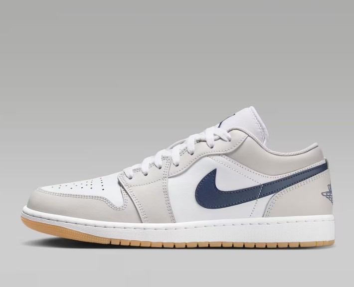 Air Jordan 1 Low 'Midnight Navy'
