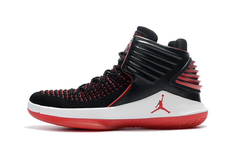 JORDAN 32 [H. 6]