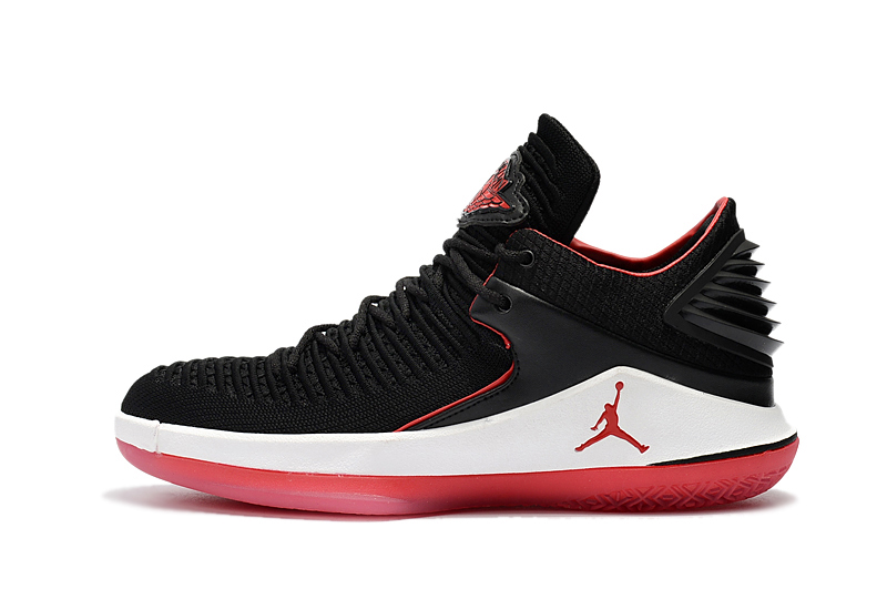 JORDAN 32 [H. 2]