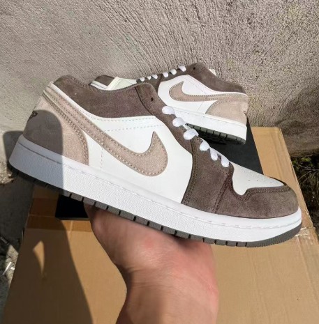 Air Jordan 1 Low 'Cocoa'