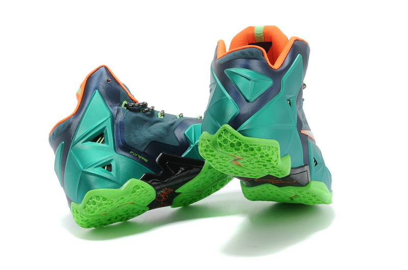 LEBRON XI [H. 06]