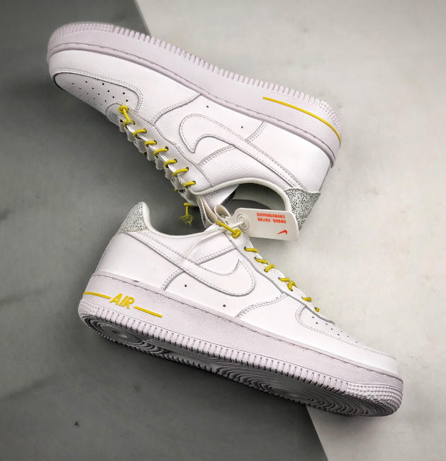 Air Force 1 07 LV8 White/Lemon