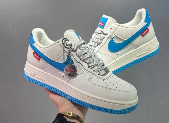 Air Force 1 Low x Supreme [X. 01]
