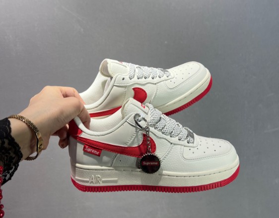 Air Force 1 Low x Supreme [X. 02]