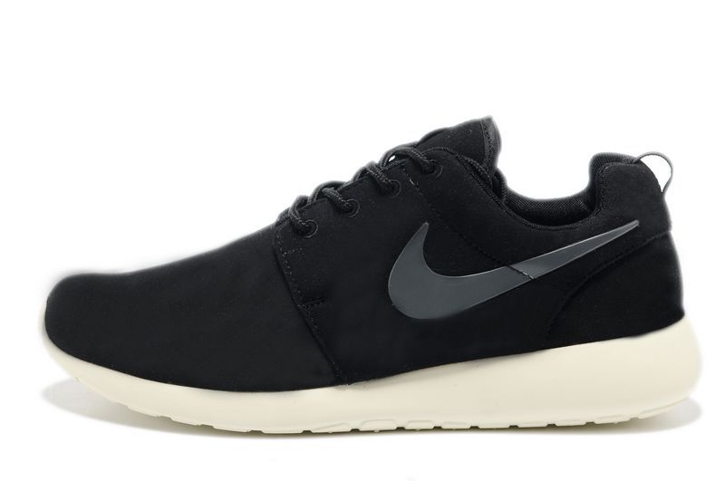 Nike Roshe Run [M. 04]