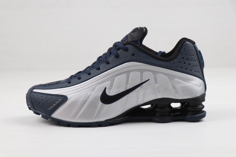 Nike Shox R4 [M. 10]