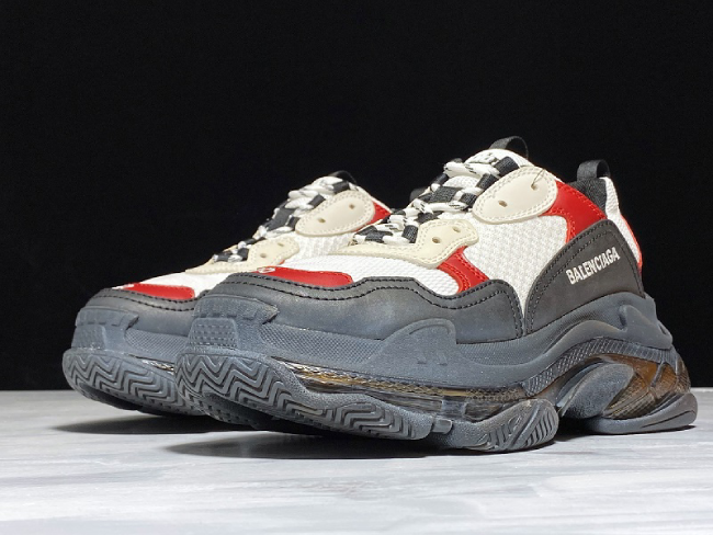 Balenciaga Triple S [M. 13]