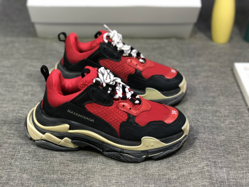 Balenciaga Triple S [M. 4]