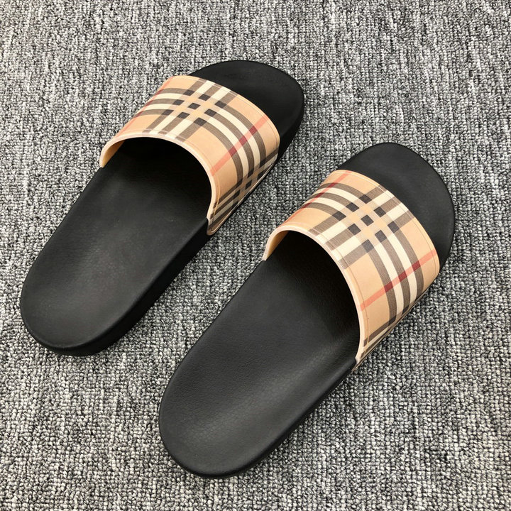 Sandales Burberry [M. 1]