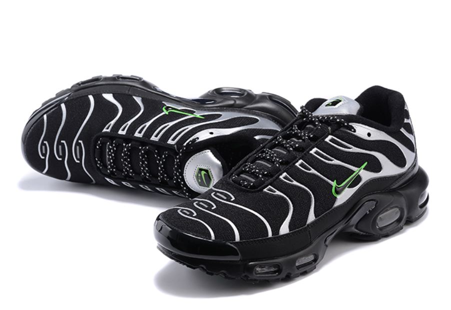 AIR MAX PLUS TN [X. 16]