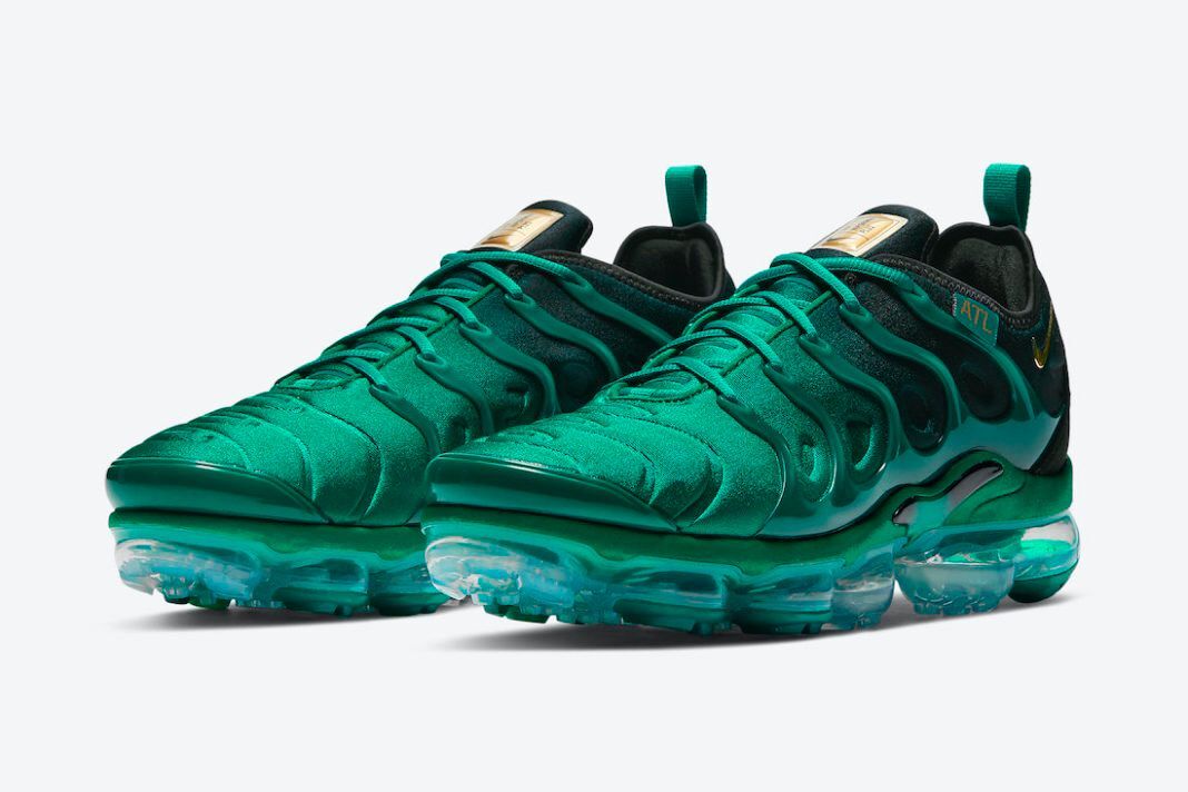 AIR VAPORMAX PLUS [M. 19]