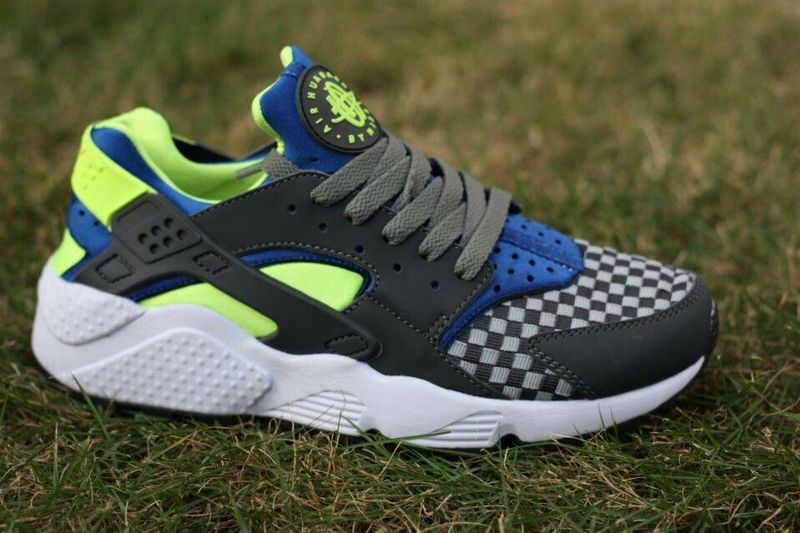 Nike Air Huarache [W. 7]