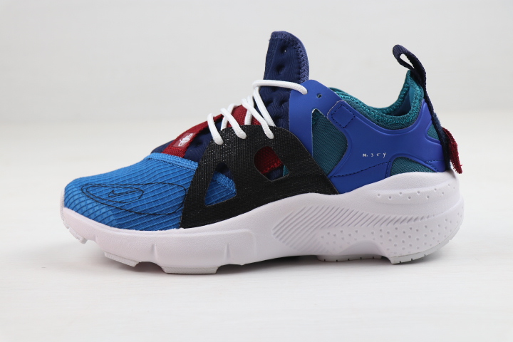 Nike Air Huarache Type [M. 5]