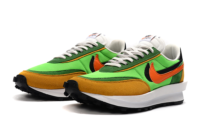 Nike x sacai LDV Waffle [M. 7]