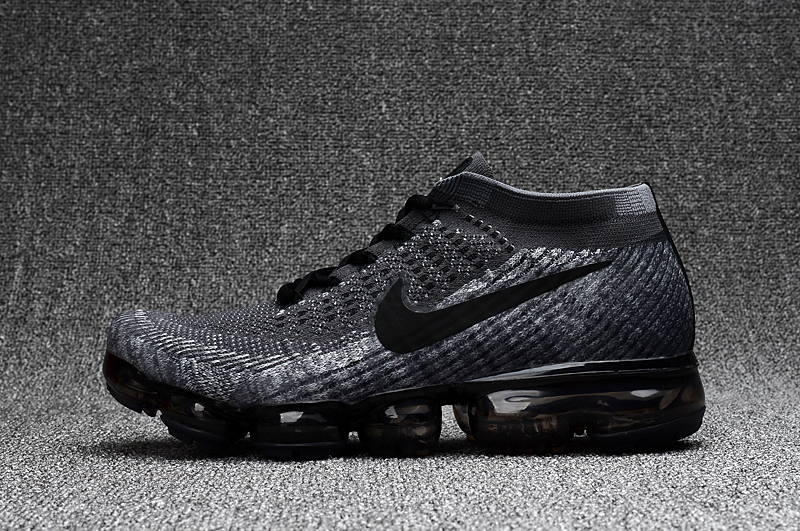 AIR VAPORMAX [M. 9]