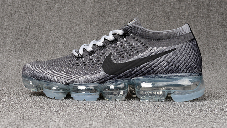 AIR VAPORMAX [M. 10]